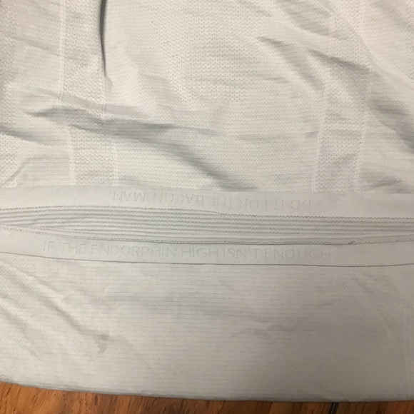 Lululemon" Metal Vent Tech Long Sleeve - Picture 11 of 14